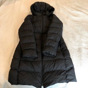 UNIQLO WOMEN ULTRA LIGHT DOWN HOODED COAT - Medium